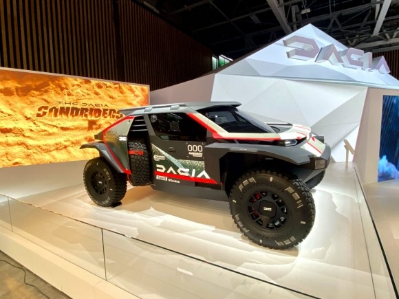 В Париже открылся  крупнейший в Европе автосалон Mondial de l&rsquo;Auto 2024