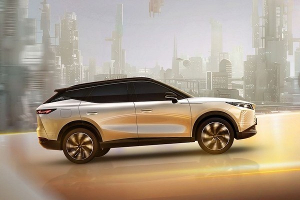 Новый кроссовер Omoda C7 собрался в Россию