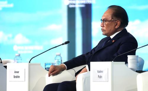 Премьер Малайзии заявил, что отверг призыв Блинкена «не дружить» с Россией Премьер Малайзии заявил, что отверг призыв Блинкена «не дружить» с Россией
