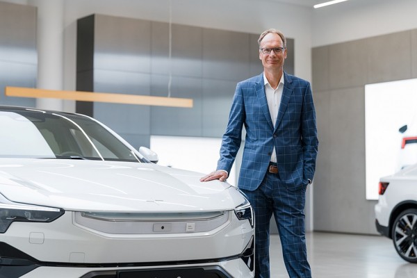 У кросс-лифтбека Polestar 2 будет прямая замена (не Polestar 7) с более ярким дизайном У кросс-лифтбека Polestar 2 будет прямая замена (не Polestar 7) с более ярким дизайном