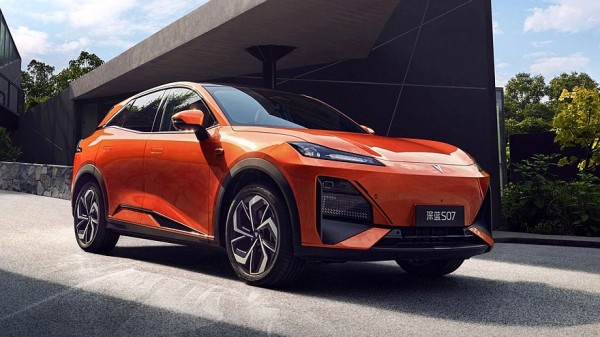 Mazda готовит для Европы кроссовер CX-6e, это будет ещё один перелицованный Deepal Mazda готовит для Европы кроссовер CX-6e, это будет ещё один перелицованный Deepal