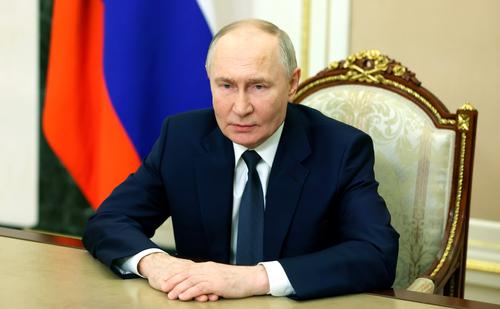 Путин: почему «Семерка» большая - непонятно, на карте никого не видно Путин: почему «Семерка» большая - непонятно, на карте никого не видно