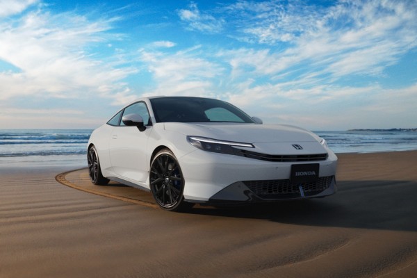 Honda меняет стратегию и готовит новые гибридные модели Honda меняет стратегию и готовит новые гибридные модели