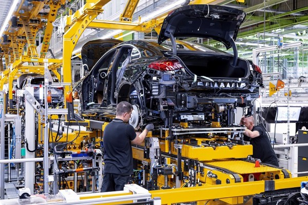 Новый Mercedes-Benz CLA: стартовало производство в Германии, Китай следующий Новый Mercedes-Benz CLA: стартовало производство в Германии, Китай следующий