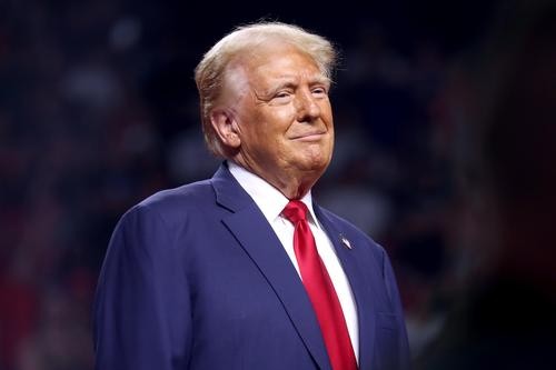 Филиппо: встреча Трампа с европейскими лидерами стала унижением для Франции Филиппо: встреча Трампа с европейскими лидерами стала унижением для Франции
