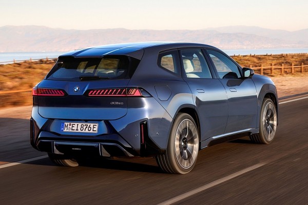 Новый BMW iX3: узкие ноздри, эксцентричный салон, 800 вольт и суперкомпьютеры Новый BMW iX3: узкие ноздри, эксцентричный салон, 800 вольт и суперкомпьютеры