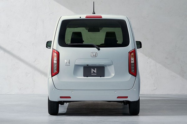 Обновлён теряющий покупателей компакт Honda N-WGN