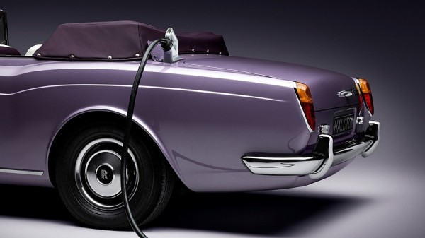 Тихий горец: электромод Highland Heather на базе Rolls-Royce Corniche от Halcyon Cars Тихий горец: электромод Highland Heather на базе Rolls-Royce Corniche от Halcyon Cars