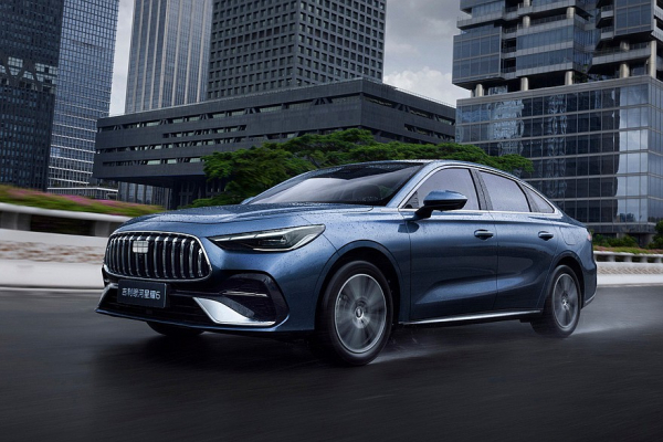 Седан Geely Galaxy Starshine 6 доступен к заказу, на очереди – родственный новый Emgrand Седан Geely Galaxy Starshine 6 доступен к заказу, на очереди – родственный новый Emgrand