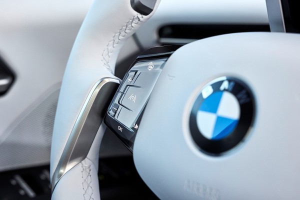 Новый BMW iX3: узкие ноздри, эксцентричный салон, 800 вольт и суперкомпьютеры Новый BMW iX3: узкие ноздри, эксцентричный салон, 800 вольт и суперкомпьютеры