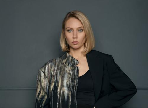  Яна Шустерман: &laquo;Одежда &ndash; это часть культурного кода вашей личности&raquo;