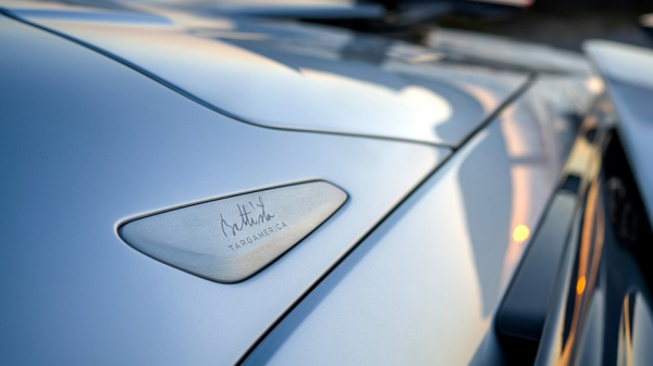 Pininfarina Battista Targamerica: эксклюзивная версия и без того редкого суперкара Pininfarina Battista Targamerica: эксклюзивная версия и без того редкого суперкара